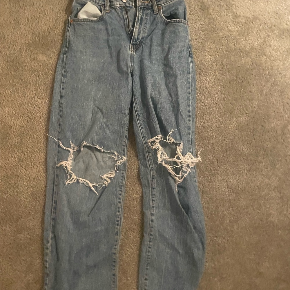 Ripped jeans